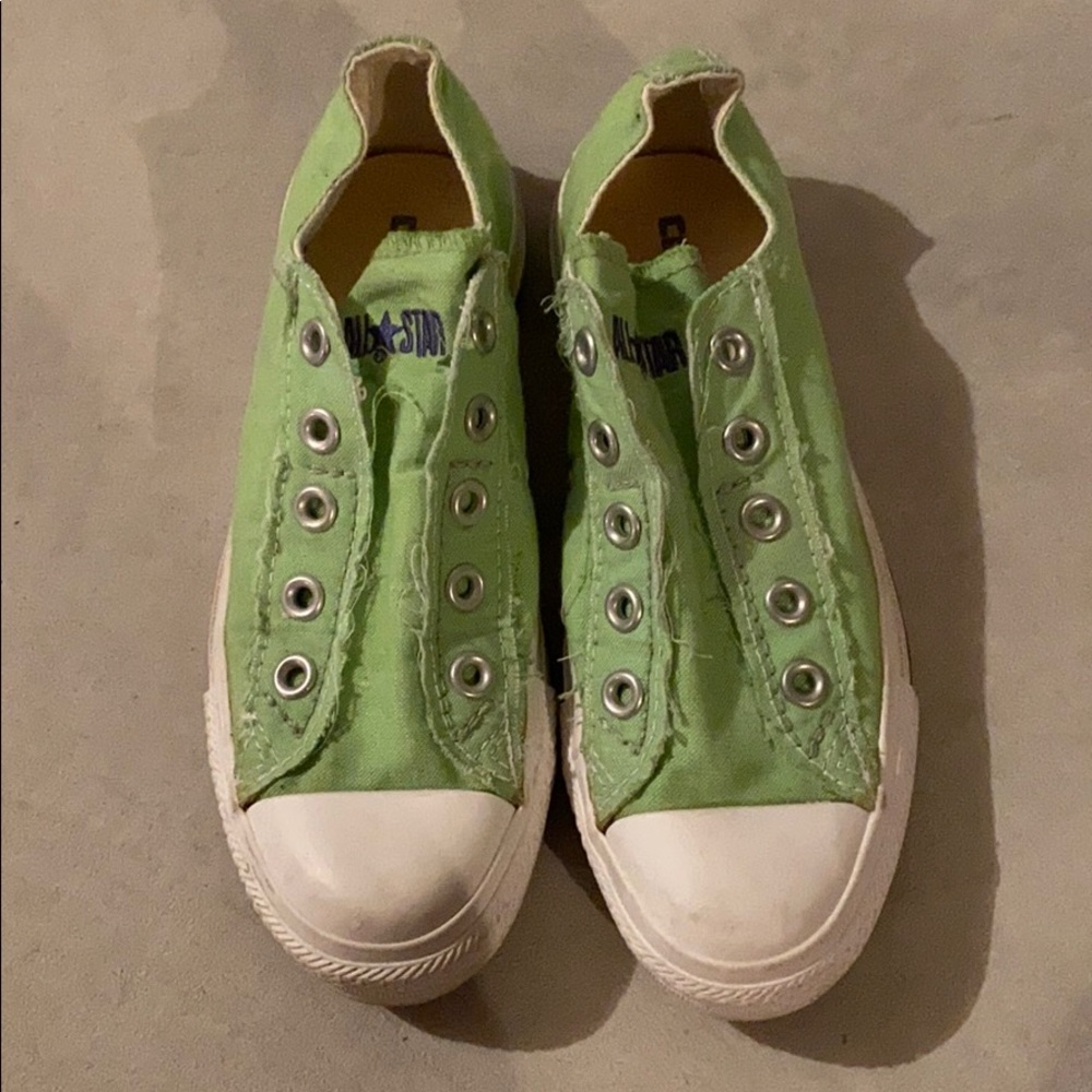 Green laceless converse sneakers - like new!
